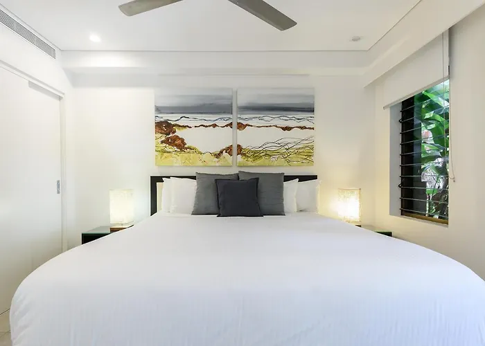 Port Douglas Private Apartments In Temple
