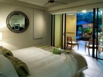 Private In Temple 5* Port Douglas